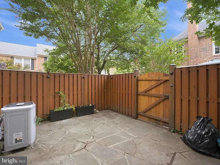 2424 S Walter Reed Dr #2 — Photo 25