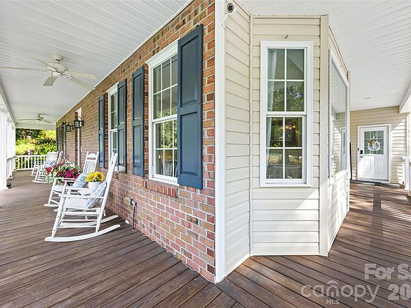 5th image of 6998 Ridgeway Rd