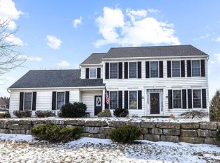 2142 Meadow Ridge Dr, Lancaster, PA 17601