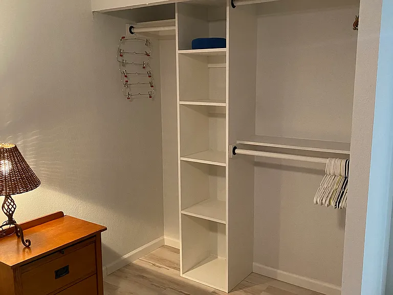 1240 E Verlea Dr — Photo 16