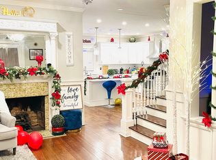 890 Judson Pl, Stratford, CT 06615