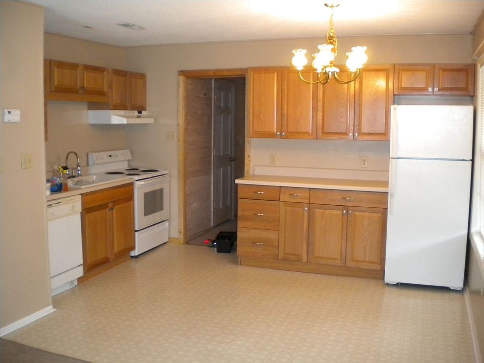 2nd image of 109 Stonewall Way