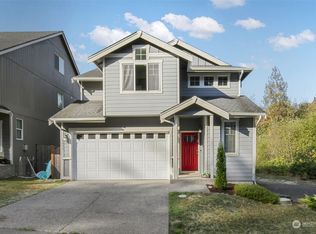 3675 Halsey Ln, Bremerton, WA 98310