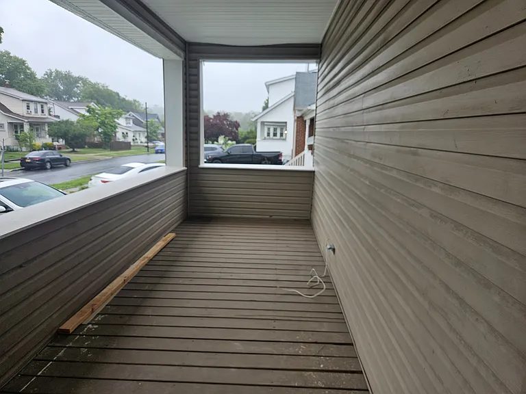 1015 S Beechfield Ave — Photo 7