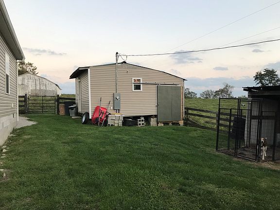 2nd image of 7043 Dixon Pike