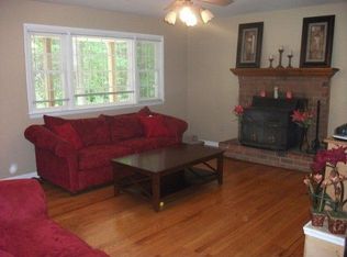 2344 Mountain View Rd, Powhatan, VA 23139