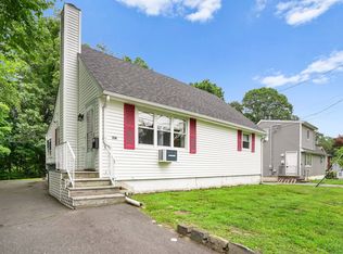 514 Peet St, Bridgeport, CT 06606