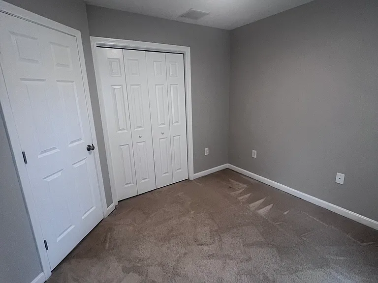 9C Englewood Ave — Photo 17