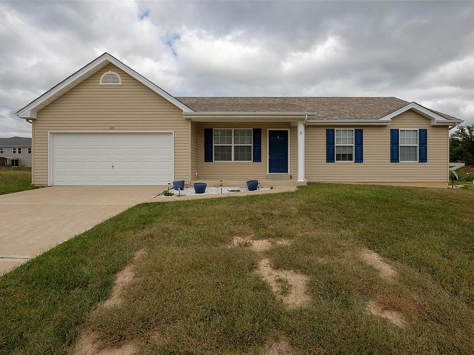 1st image of 200 Cuivre Valley Dr