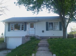 737 Madison St, Saint Charles, MO 63301