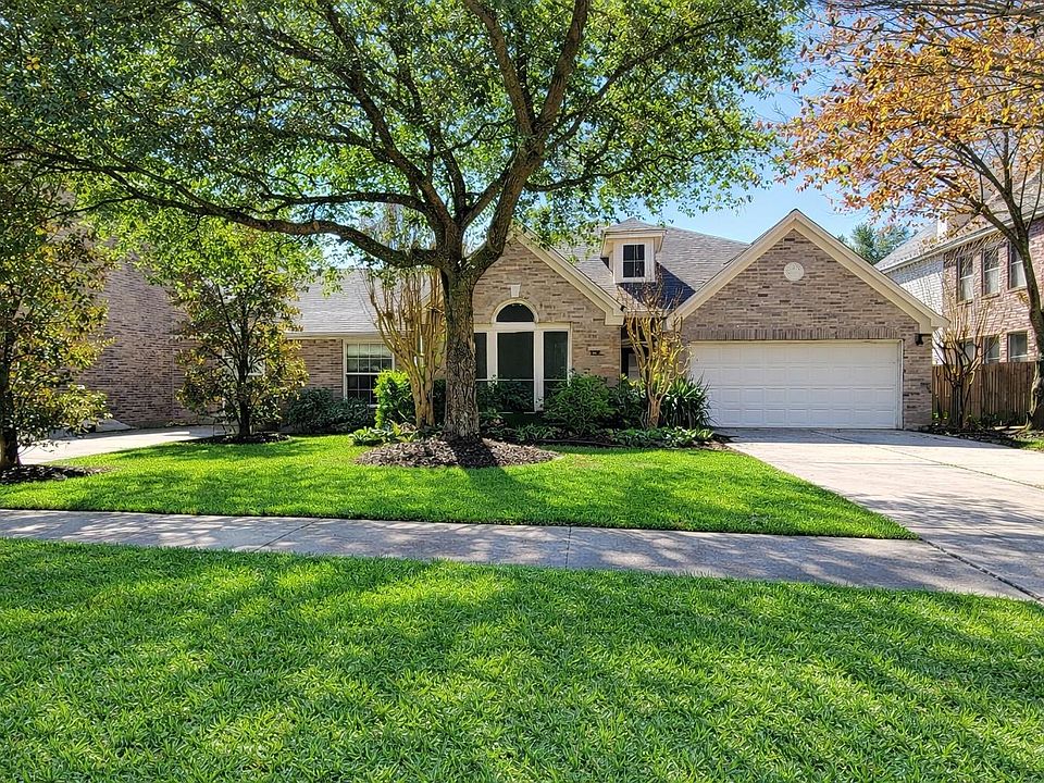 1st image of 21407 Willow Glade Dr