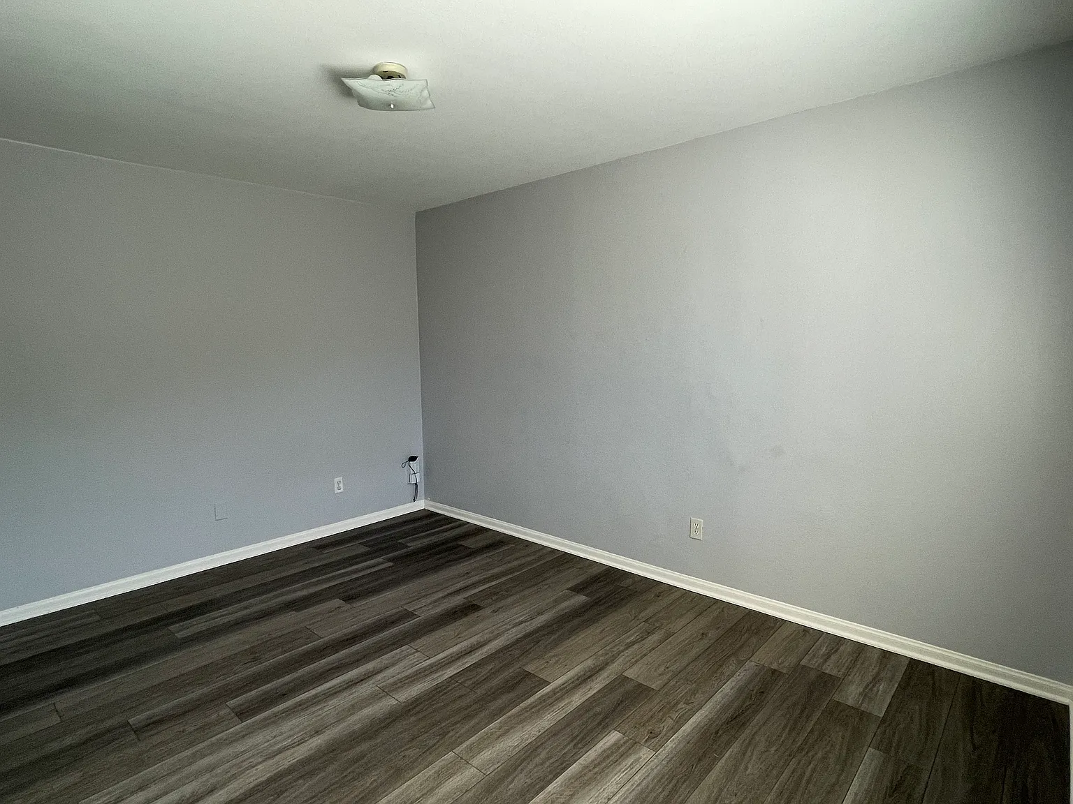 506 S Revere St — Photo 2