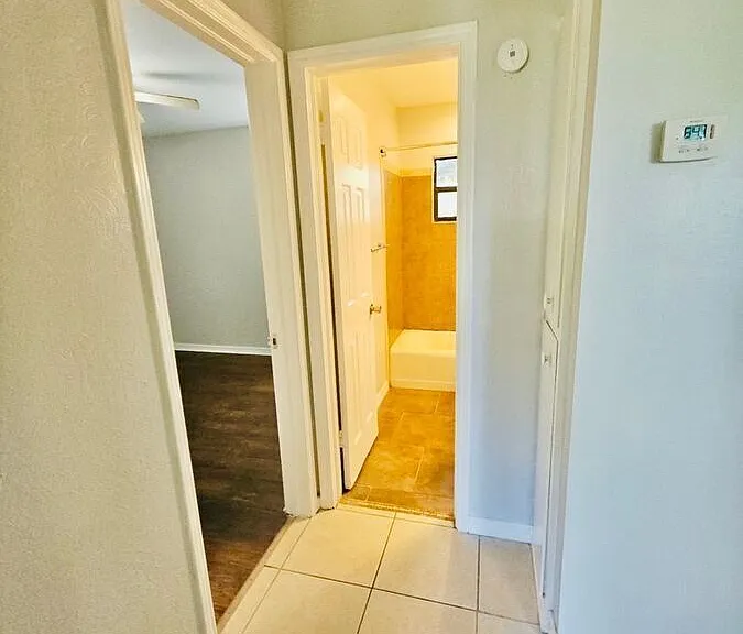 1427 Pleasant Pl — Photo 13