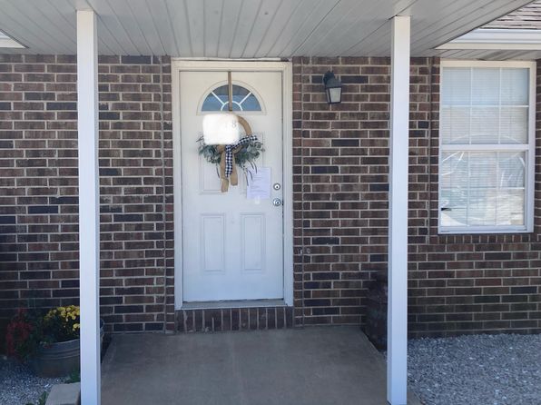 19126 Lawrence 1240 #1240-20