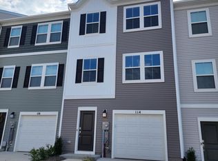 114 Milburn Dr, Martinsburg, WV 25403