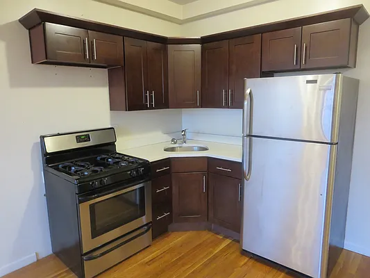 Rented by Eliaman Group, LLC | media 4