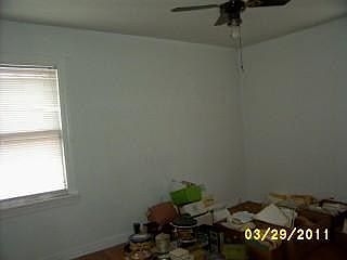 3rd image of 4014 Park Ave