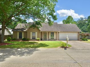 2717 Timbermist Dr, Benton, AR 72015