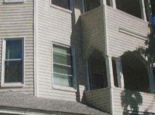 42 Plantation St, Worcester, MA 01604