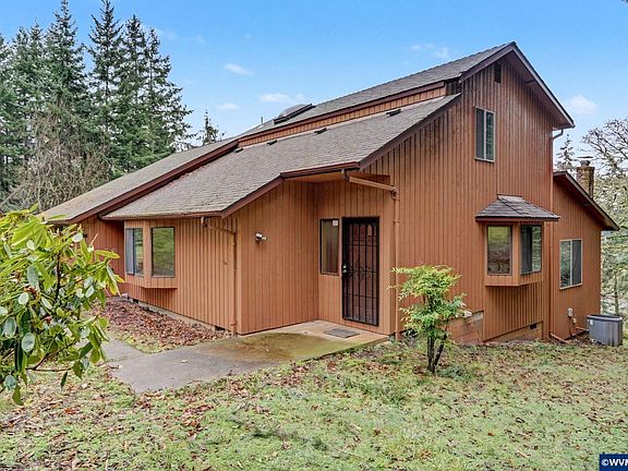 2nd image of 6683 Indian Springs Rd NE