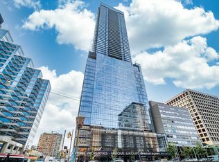 488 University Ave #5002, Toronto, ON M5G 0C1
