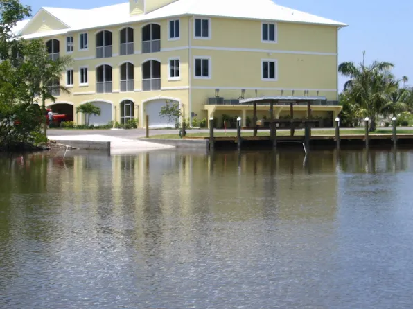 301 Copeland Ave S #104, Everglades City, FL 34139