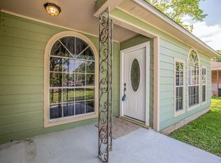 1715 Firwood Dr, Pasadena, TX 77502