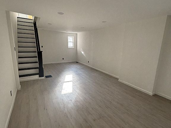 4th image of 1740 W Allegheny Ave