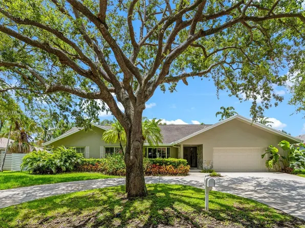 15360 SW 144th Ter, Miami, FL 33196