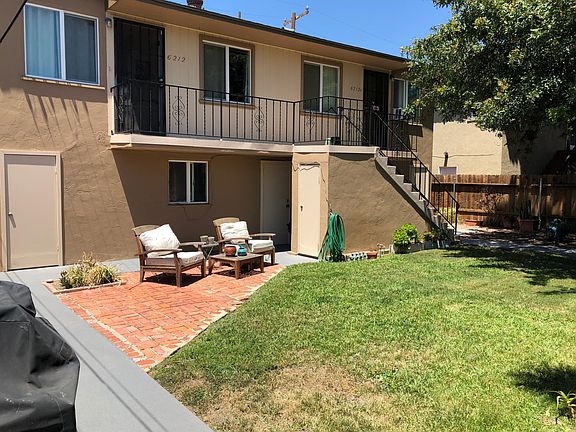 4th image of 6210 1/2 Stanley Ave