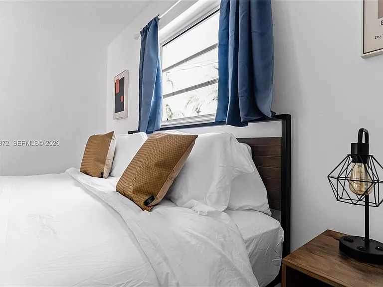 816 Polk St — Photo 26