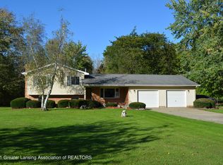 26101 V Dr N, Springport, MI 49284