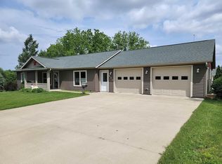 630 5th Ave E, Cresco, IA 52136