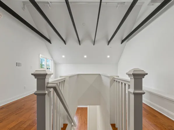 50 Pondview Rd APT F, Rye, NY 10580