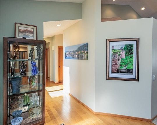3rd image of 8871 Riverwood Dr