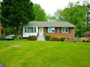 7404 Masonville Dr, Annandale, VA 22003