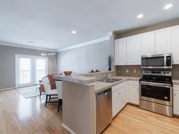 2400 McCue Rd, Houston, TX