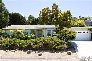 1st image of 252 E Strawberry Dr