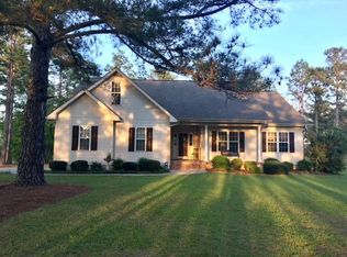 107 Laurel Oak Ln, Pinebluff, NC 28373