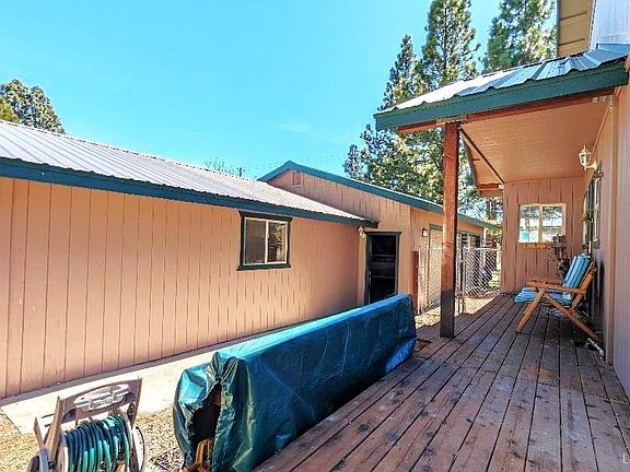 3rd image of 687-075 Hemlock Way