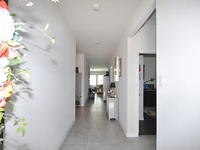 2513 Ponca Dr — Photo 5
