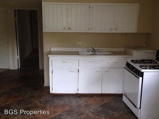 1st image of 1843 Harris St