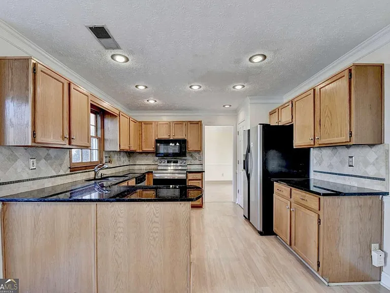 3945 Genoa Ct — Photo 26