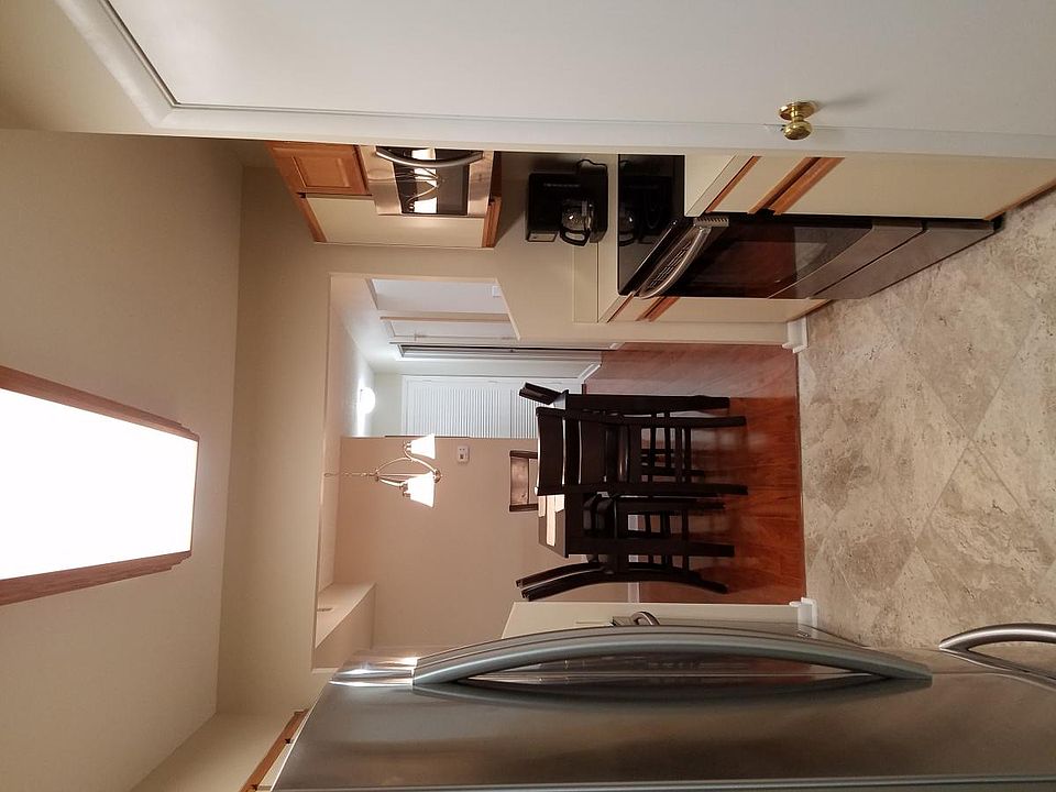 1st image of 2112 Turtle Creek Dr APT 10