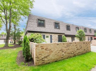 601 Tollis Pkwy #601, Broadview Heights, OH 44147
