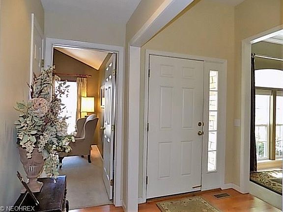 2nd image of 3502 Saint Andrews Ln