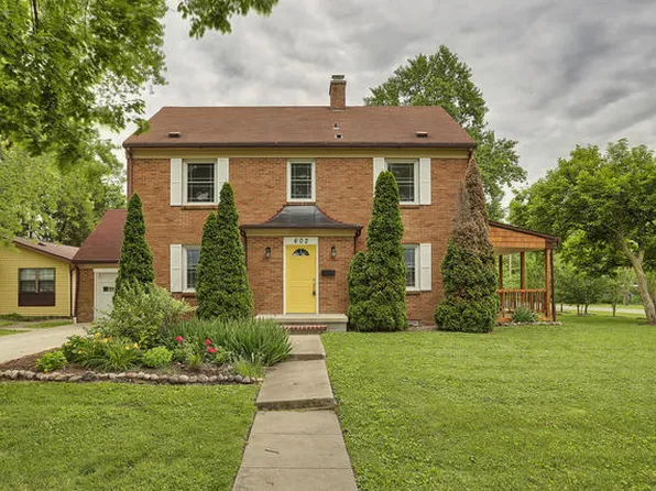 602 N John St, Farmer City, IL 61842