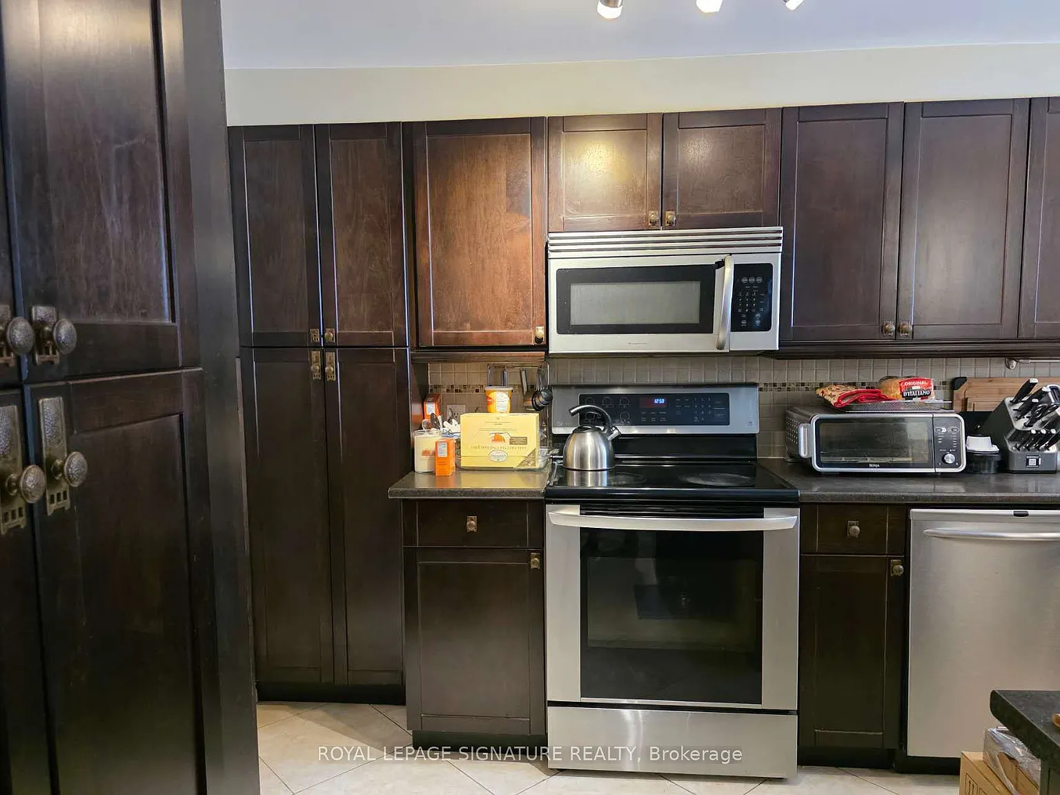 3 bed, $3,500 — Photo 3