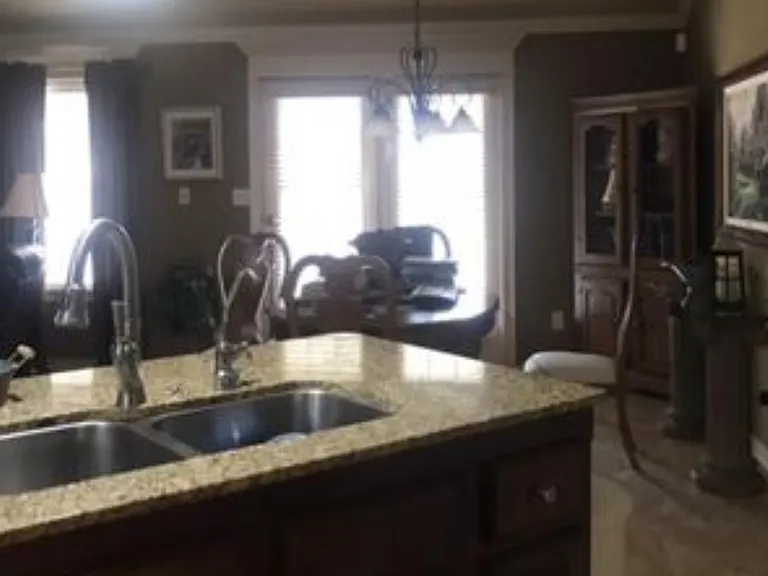 2555 N Trafalger Dr — Photo 8