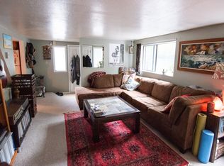 2123 Chambers St #A, Victoria, BC V8T3L1